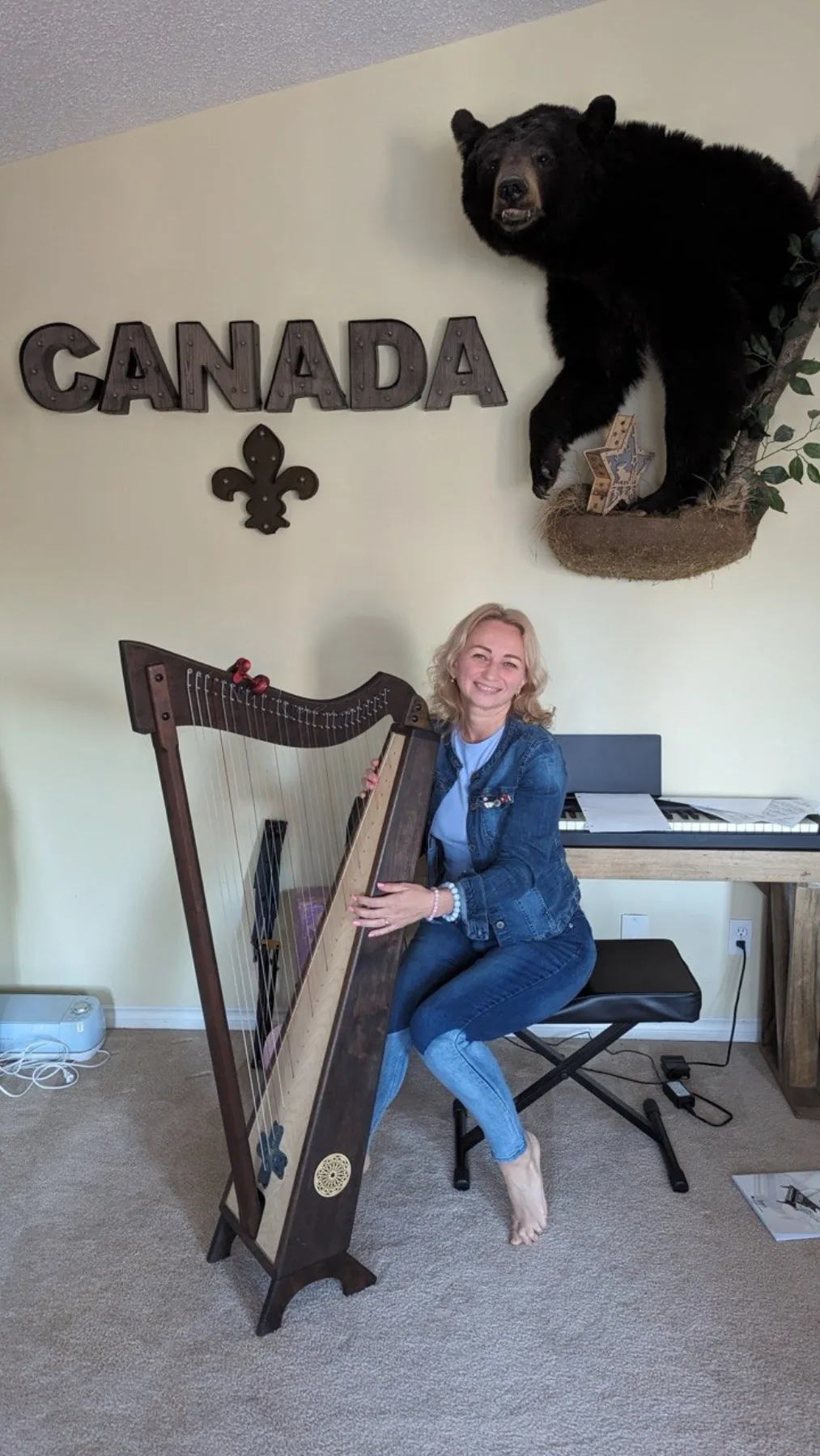Tatiana with a harp